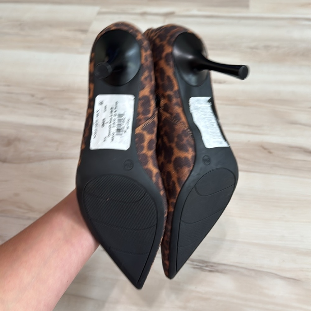 Nine West Leopard Print Pointed Toe Heeled Booties Size 8 NWOT - Picture 7 of 7